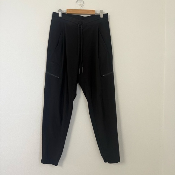 Athleta Black Venture Pant Joggers Pockets Athletic Running Outdoors Yoga Size 6 - Picture 4 of 10
